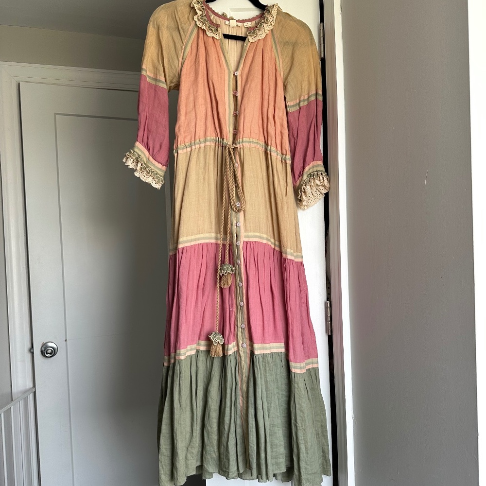 Color block floral ruffle midi dress